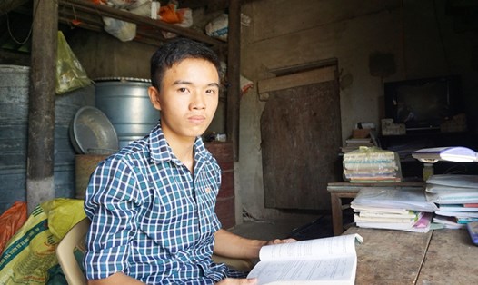 Lê Văn Tuyên đạt điểm khối A cao nhất huyện Đức Thọ trong kỳ thi THPT quốc gia. Ảnh: QĐ